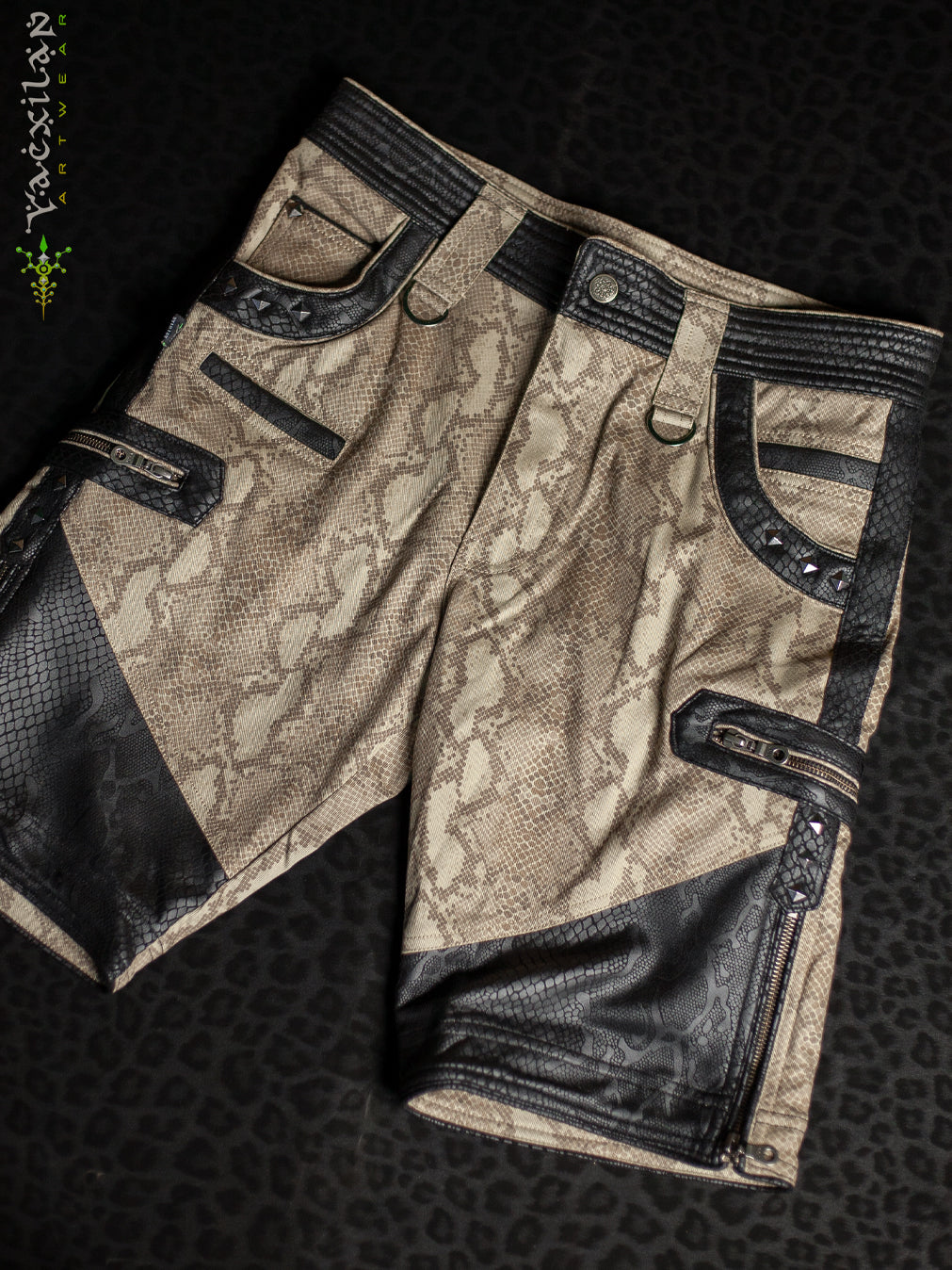 Flying Short Men / Twill Fake Leather Patches - KINGKOBRA -BOA